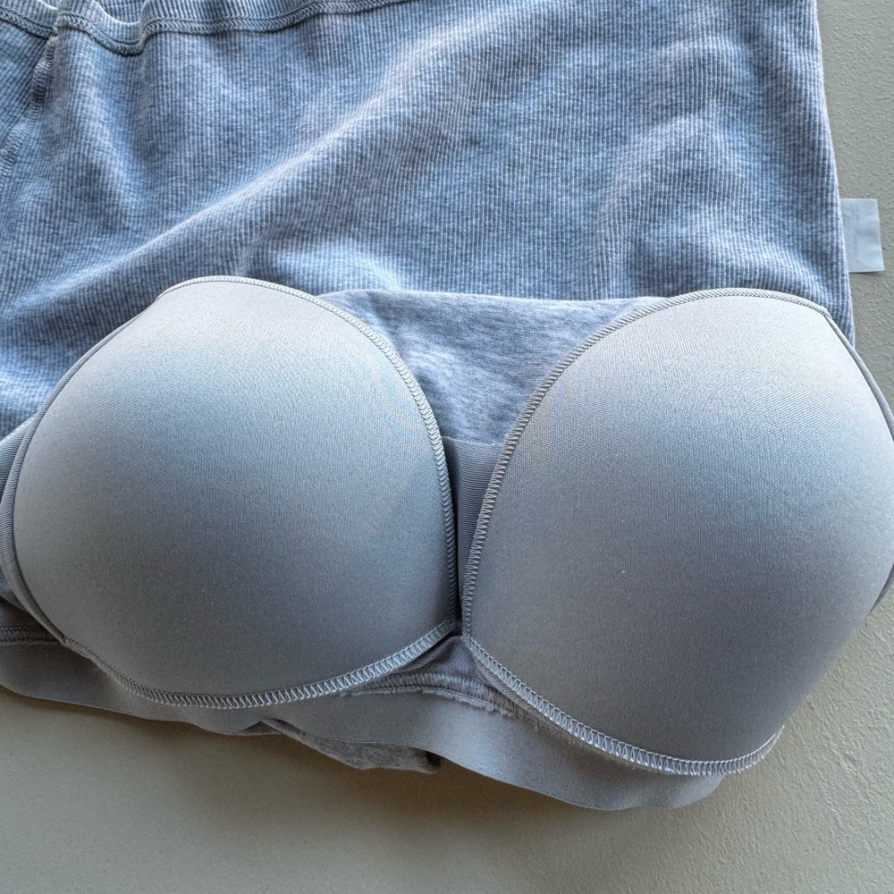 Uniqlo Cropped Women's Bra Top - Picture 3 of 3